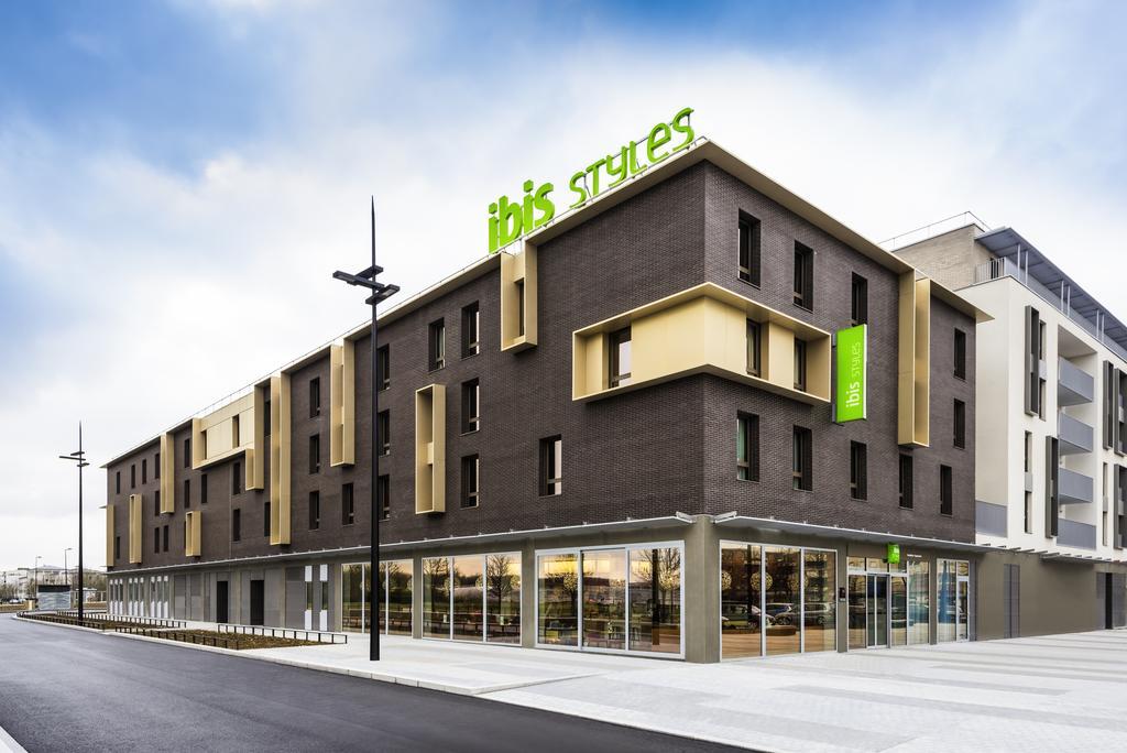 Ibis Styles Guyancourt Versailles Luaran gambar