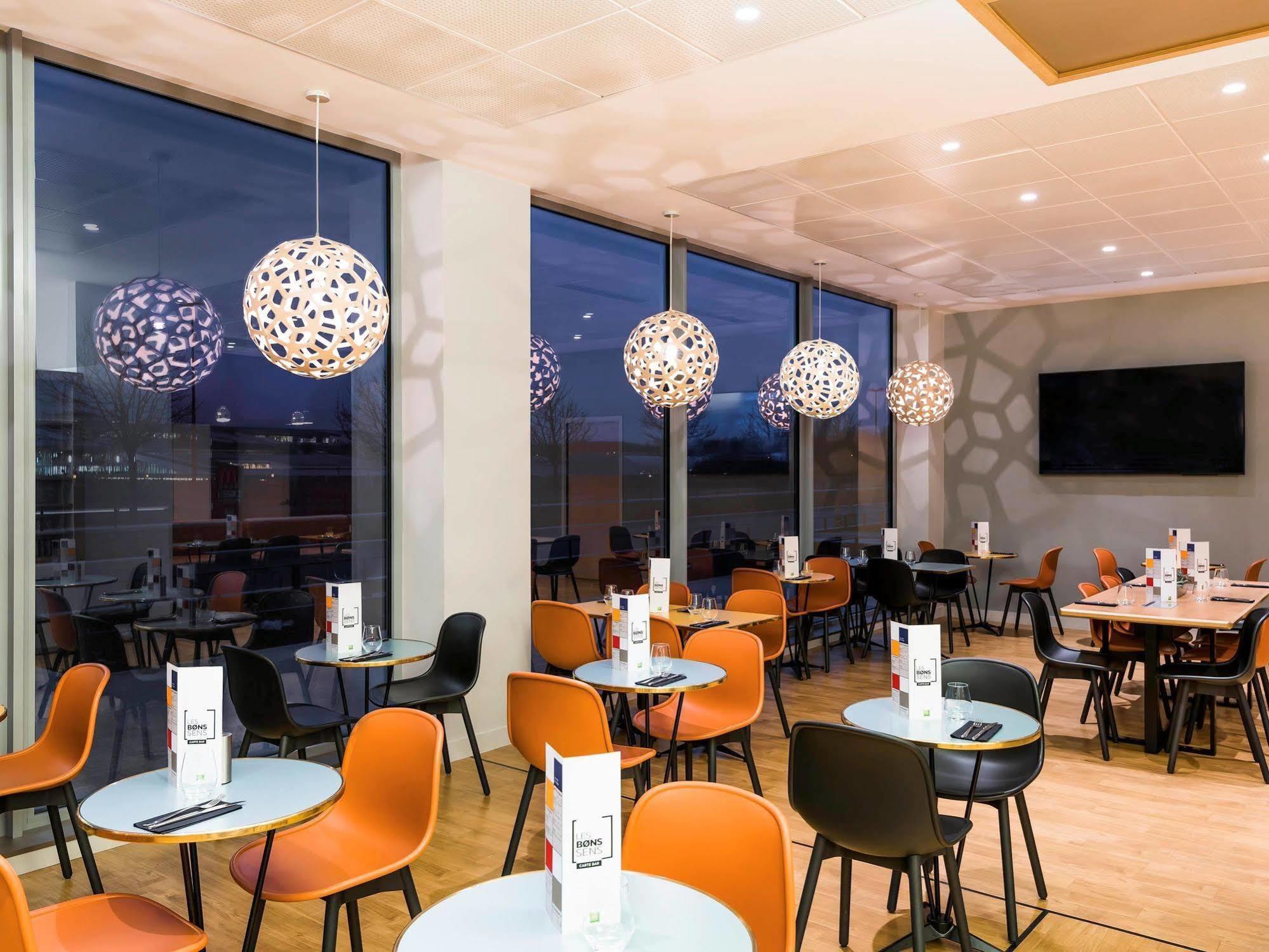 Ibis Styles Guyancourt Versailles Luaran gambar