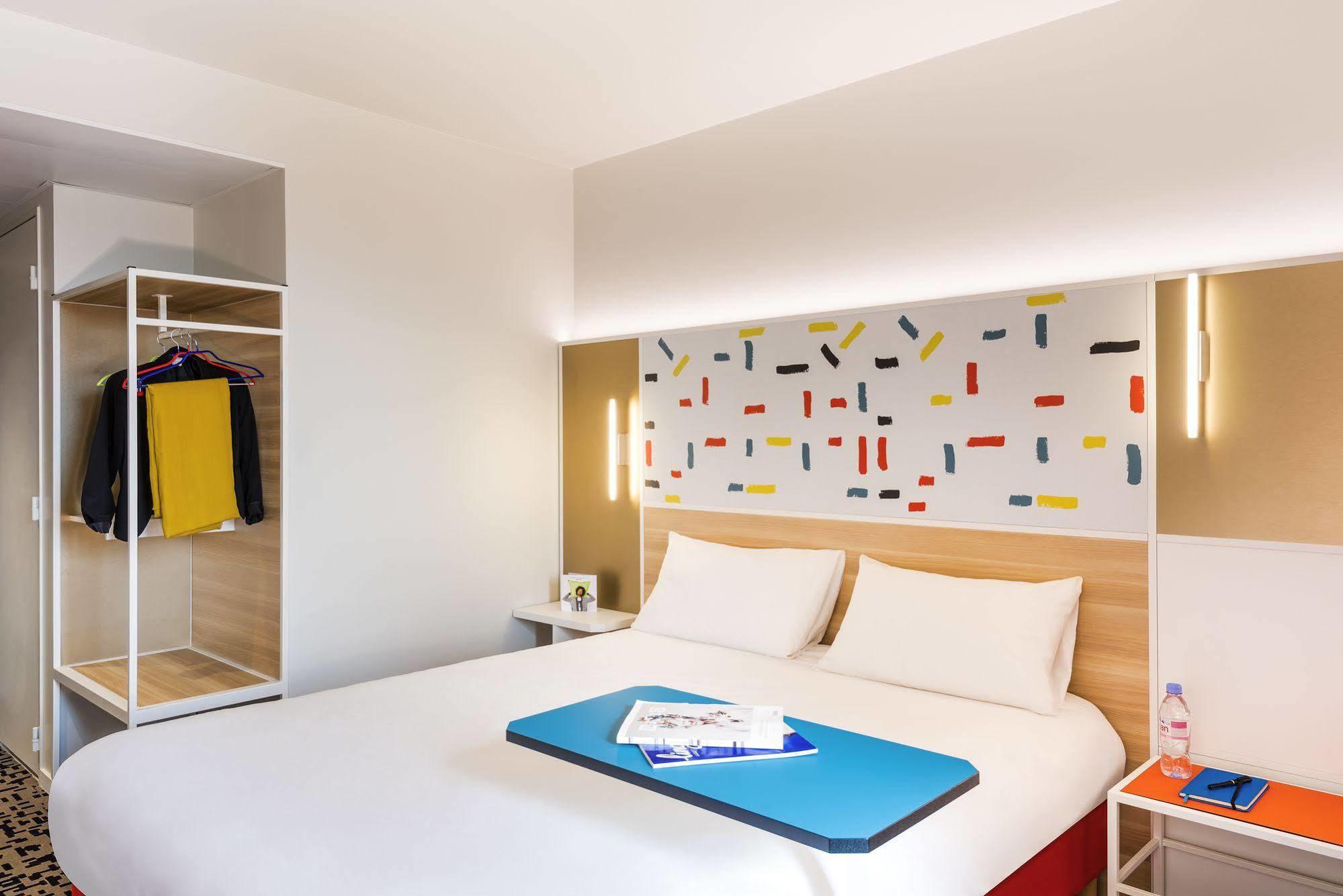 Ibis Styles Guyancourt Versailles Luaran gambar