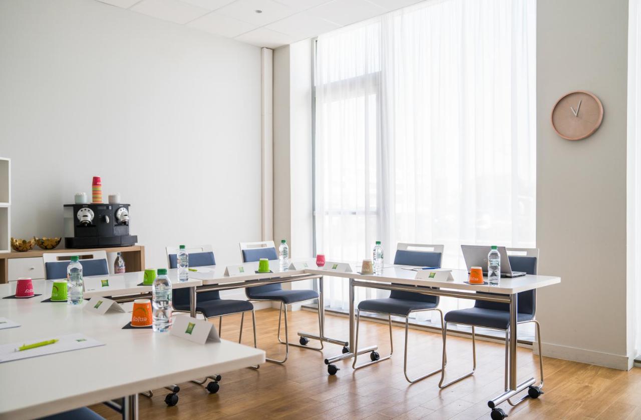 Ibis Styles Guyancourt Versailles Luaran gambar